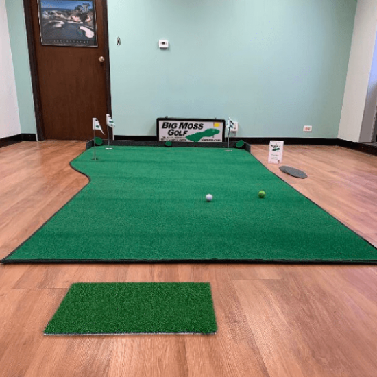 Big Moss Country Club 612 V2 Putting Green Review