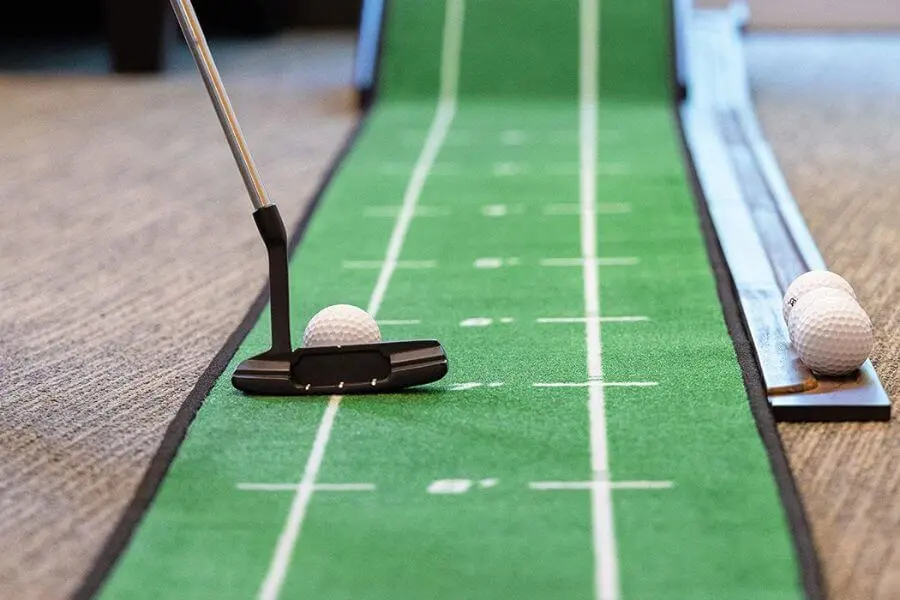 best indoor putting greens