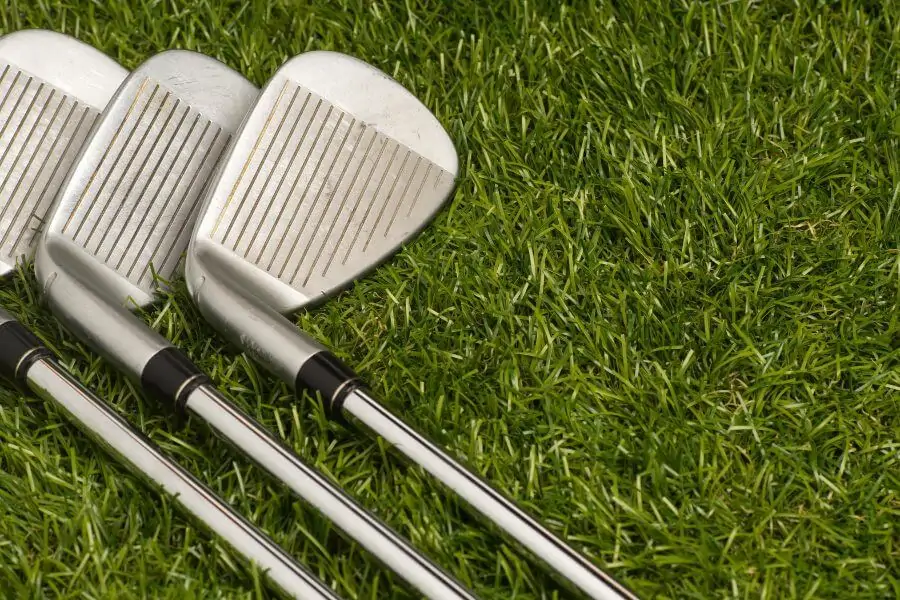 Offset in golf iron